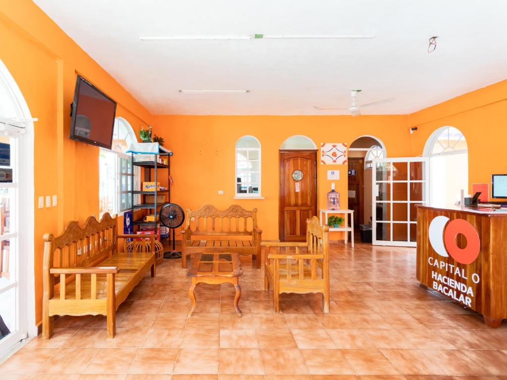 Posezení v ubytování Hotel Hacienda Bacalar