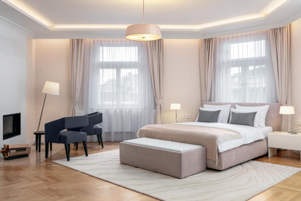 Revolucni Apartments Old Town - 4