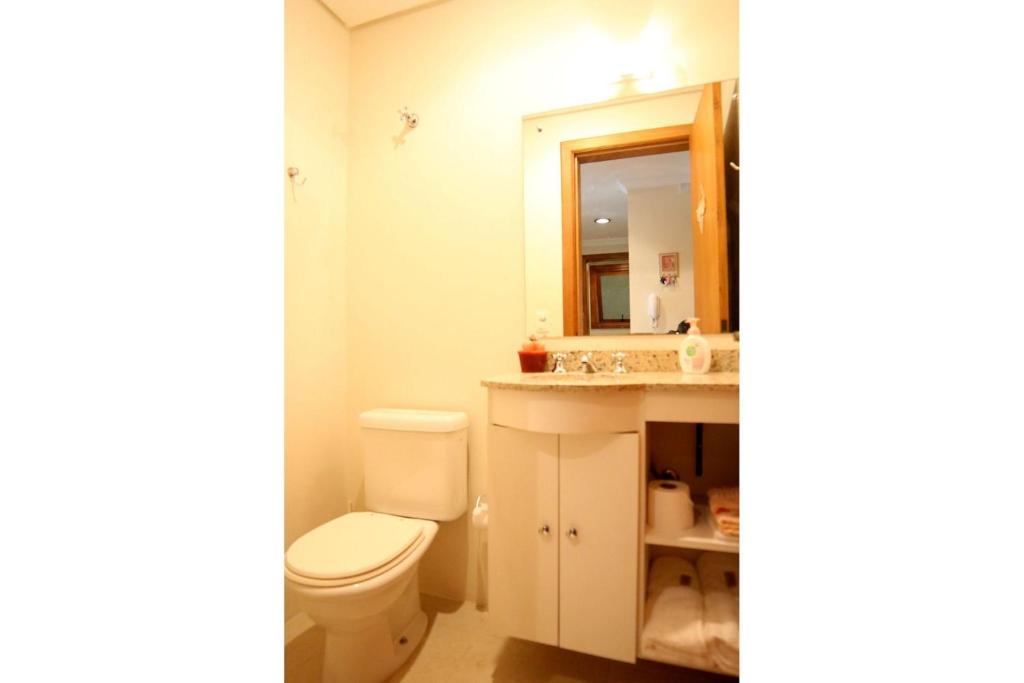 Charmoso apartamento no centro de Gramado  Charmoso apartamento no centro de Gramado