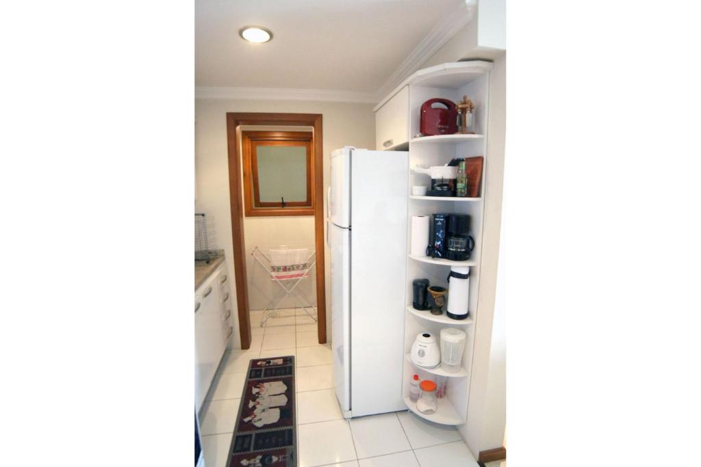 Charmoso apartamento no centro de Gramado  Charmoso apartamento no centro de Gramado