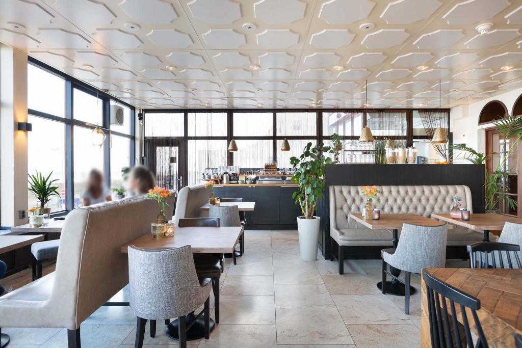 Posezení v ubytování Strandhotel Scheveningen
