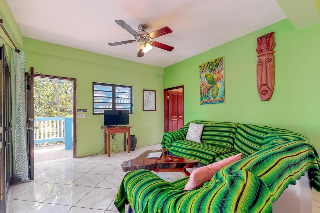 Latitude 17 - Apartamento De Dos Dormitorios