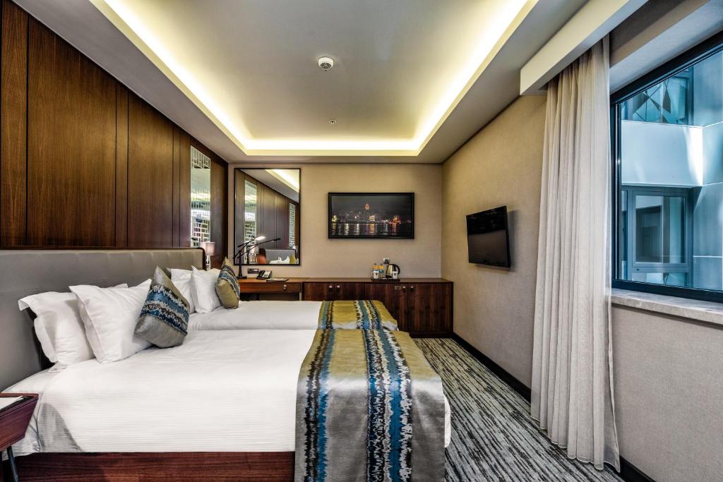 GOLDEN MANAFEA HOTEL