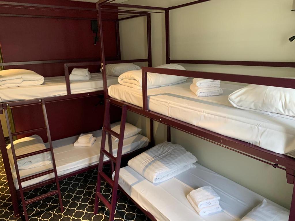 Safestay Brussels Grand Place - Resim 5