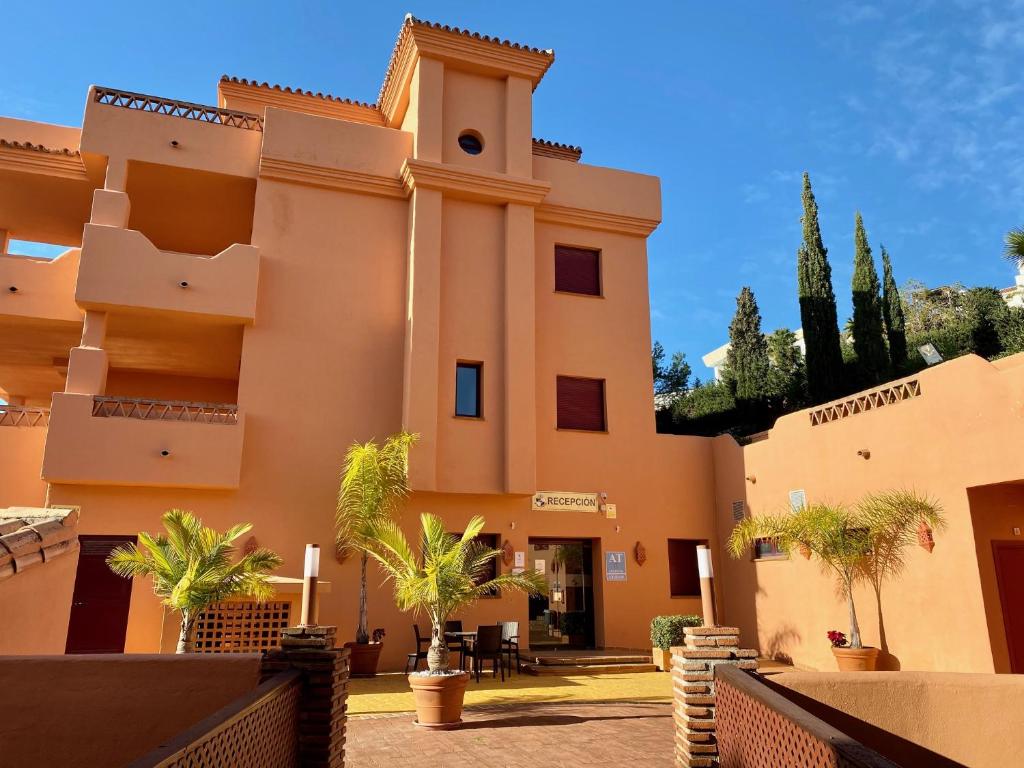 Apartment Royal Suites Marbella (España Estepona) - Booking.com