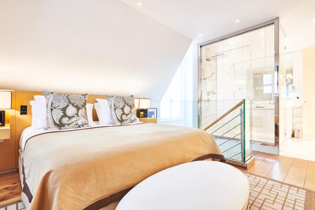 Grand Hôtel Du Palais Royal - Resim 20