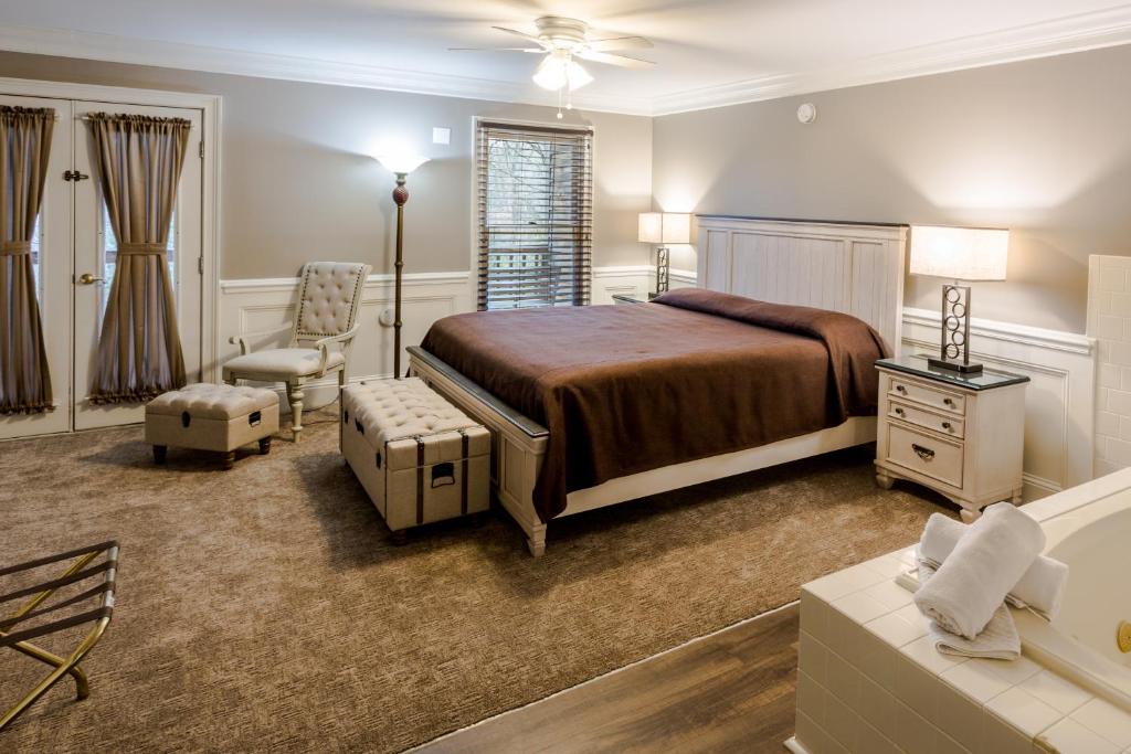 Forrest Hills Mountain Resort - Suite King Con Balcón