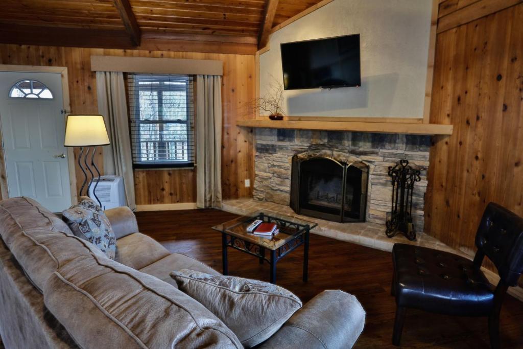 Forrest Hills Mountain Resort - Cabina Doble Deluxe