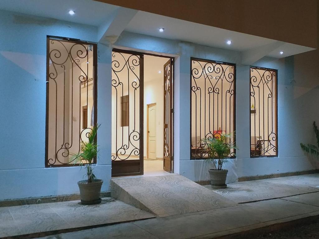 Hotel Isla Vela Paracas - Housity