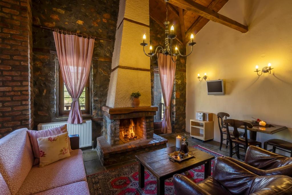 ROUGA Mountain Boutique Suites & Spa - 10