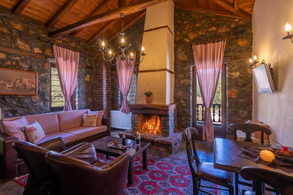 ROUGA Mountain Boutique Suites & Spa - 9