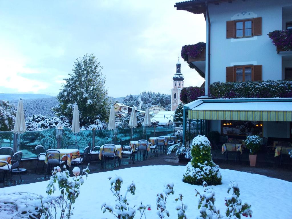 Fotografie z fotogalerie ubytování Hotel Garni Doris v destinaci Castelrotto