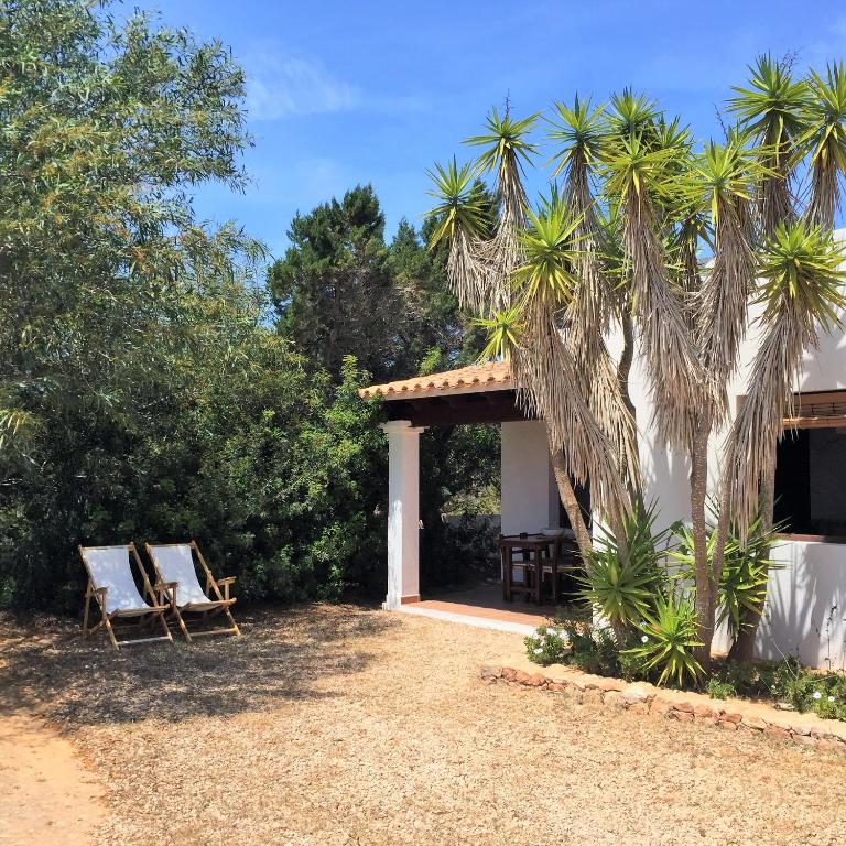Apartamentos Laura Playa de Migjorn, Playa Migjorn – Updated ...