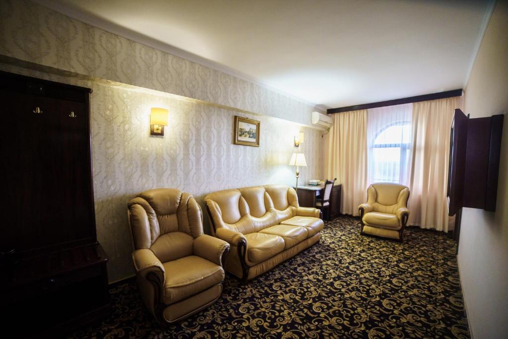 Posezení v ubytování Grand Hotel Orient Braila