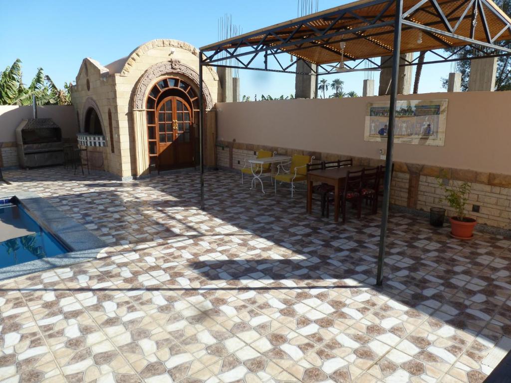 Bazén v ubytování DREAM ISLAND Hotel nebo v jeho okolí