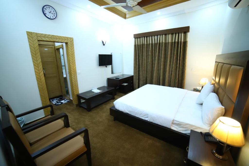 Green Line Motel Islamabad - Deluxe Double Room