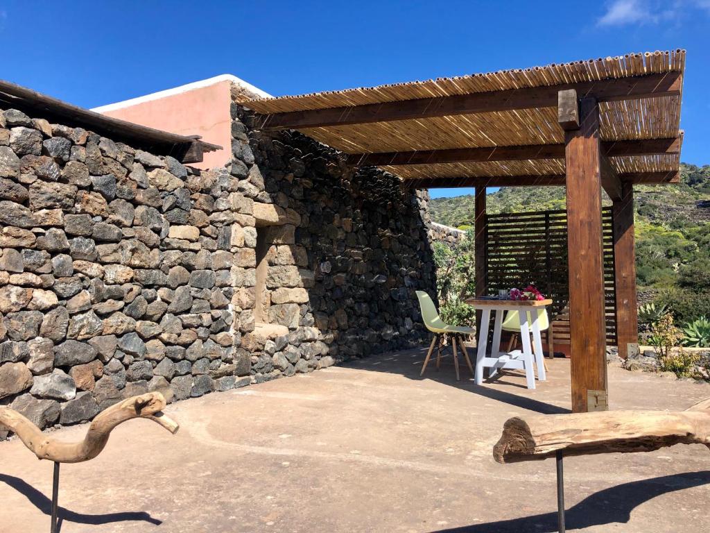Fotografie z fotogalerie ubytování Dammusi Sciuvechi v destinaci Pantelleria