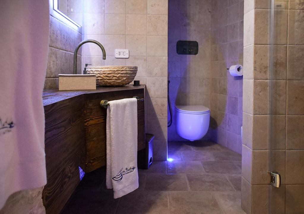 Łazienka w obiekcie Trulli e Puglia Luxury Suite