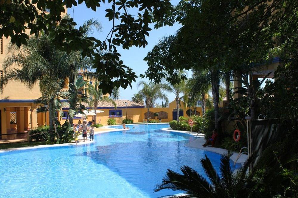 Los Naranjos Mar., Marbella – Updated 2022 Prices