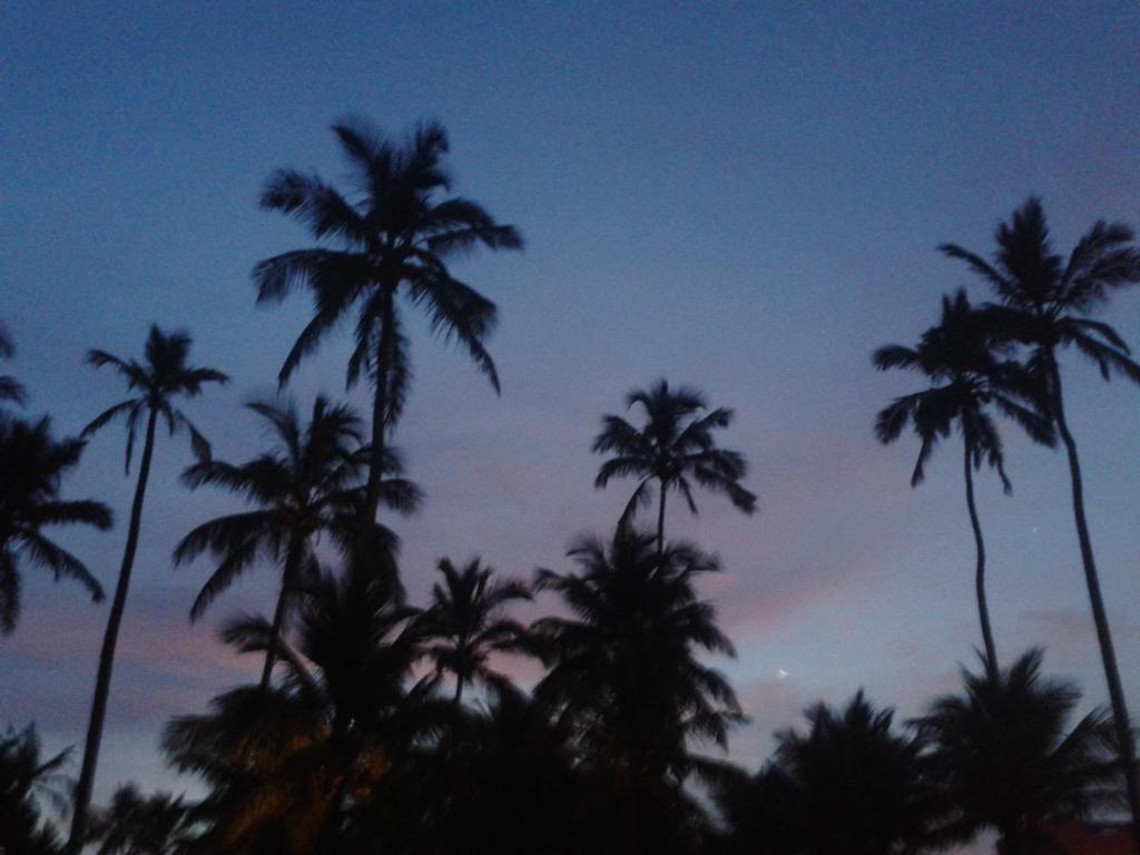  Suítes independentes a poucos passos da praia