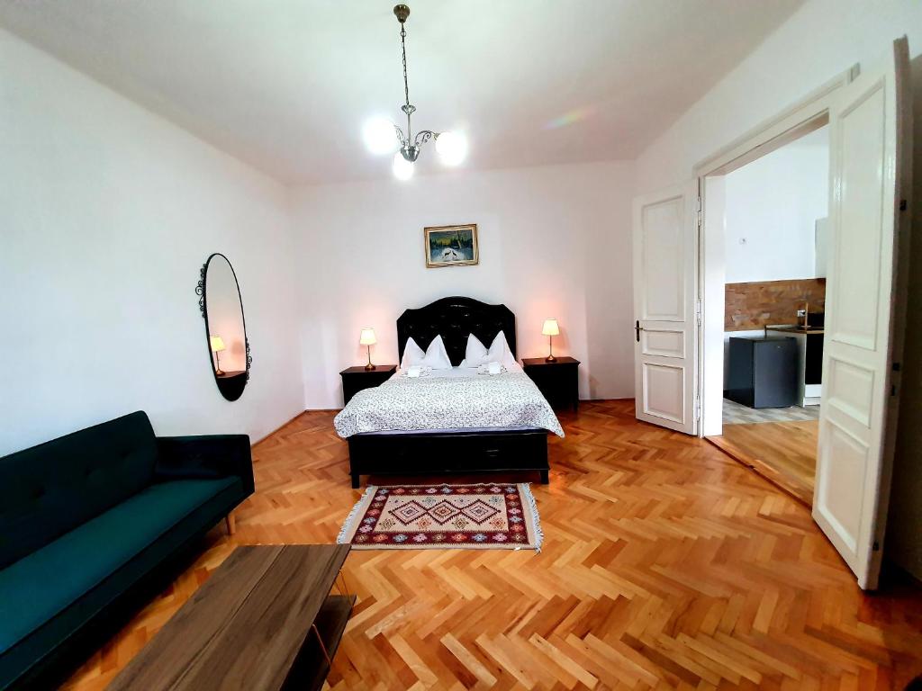 Maximus Apartments - Housity