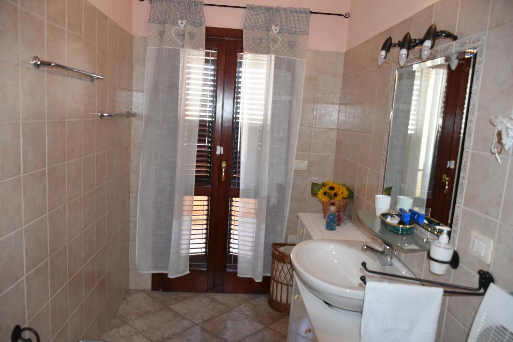 Koupelna v ubytování B&B Il Girasole