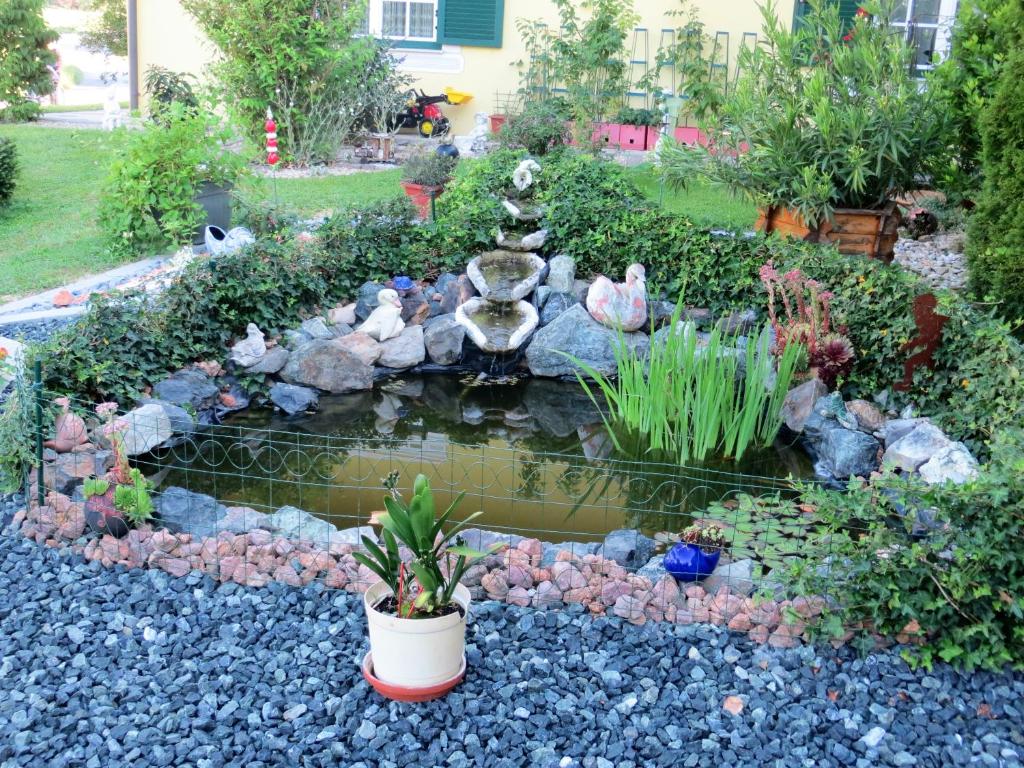 Zahrada ubytování Gästehaus Strini