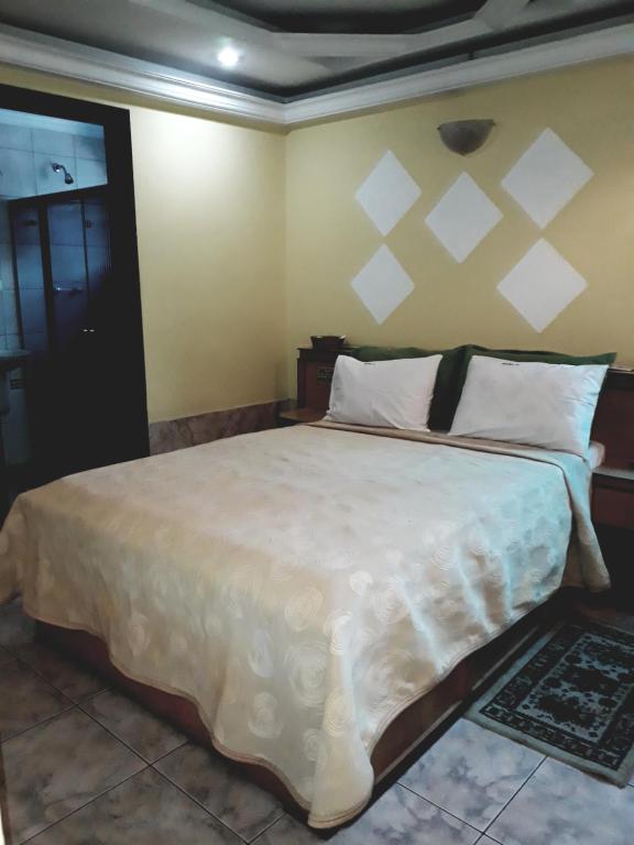  Hotel 21