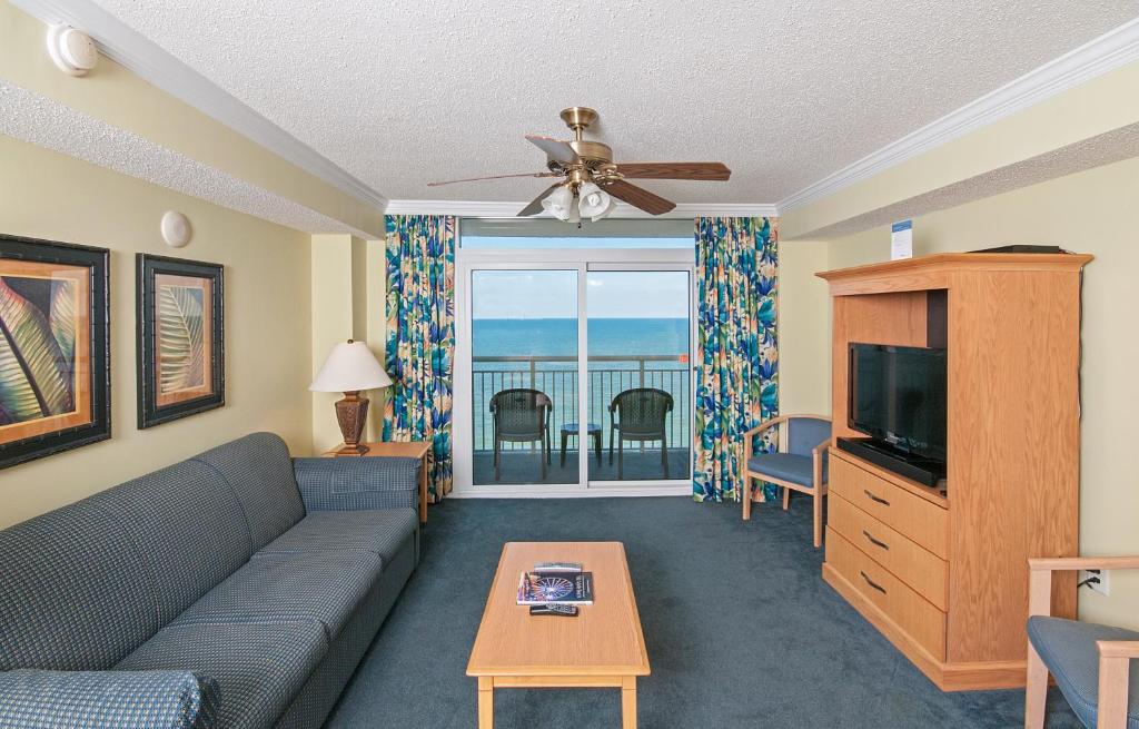 Paradise Resort - 
