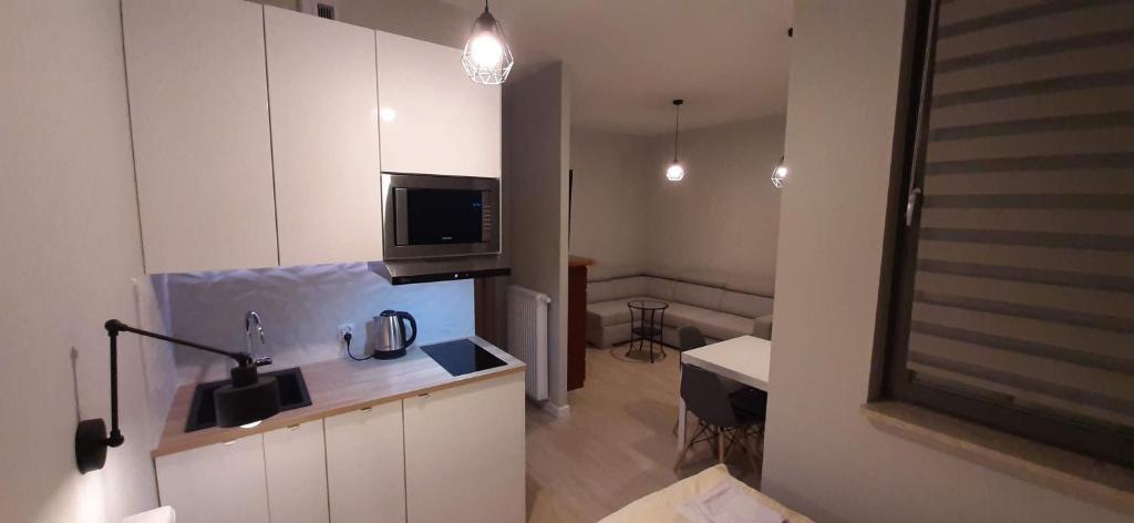 Garden Gates and Sadowa Apartments - 12