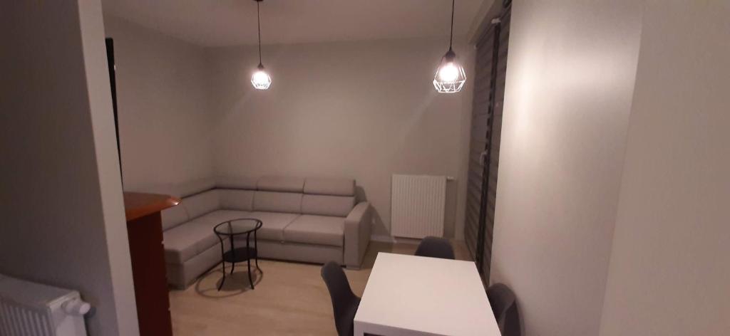 Garden Gates and Sadowa Apartments - 13