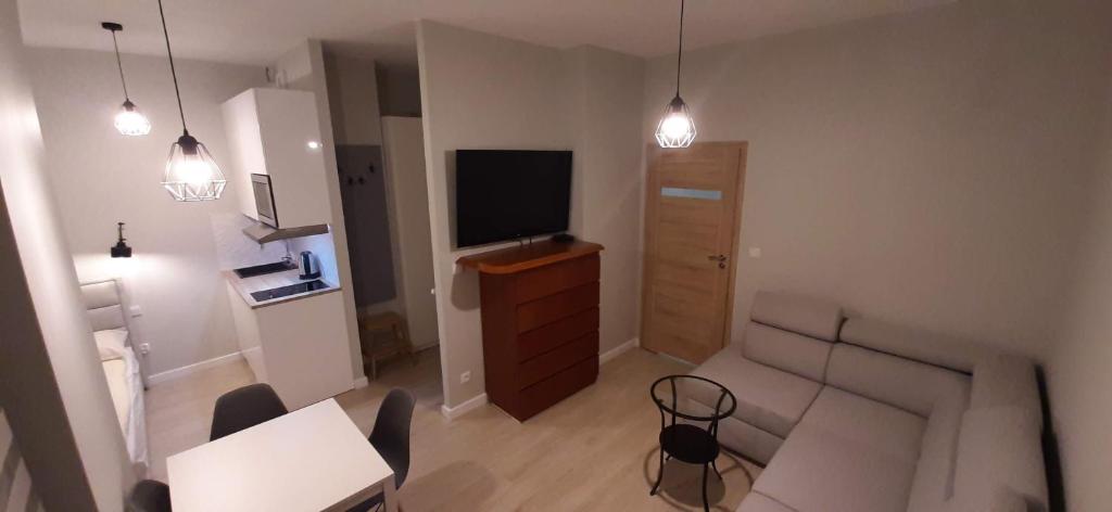 Garden Gates and Sadowa Apartments - 14