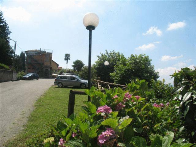 Vonkajšia záhrada v ubytovaní Albergo Ristorante Monterosa