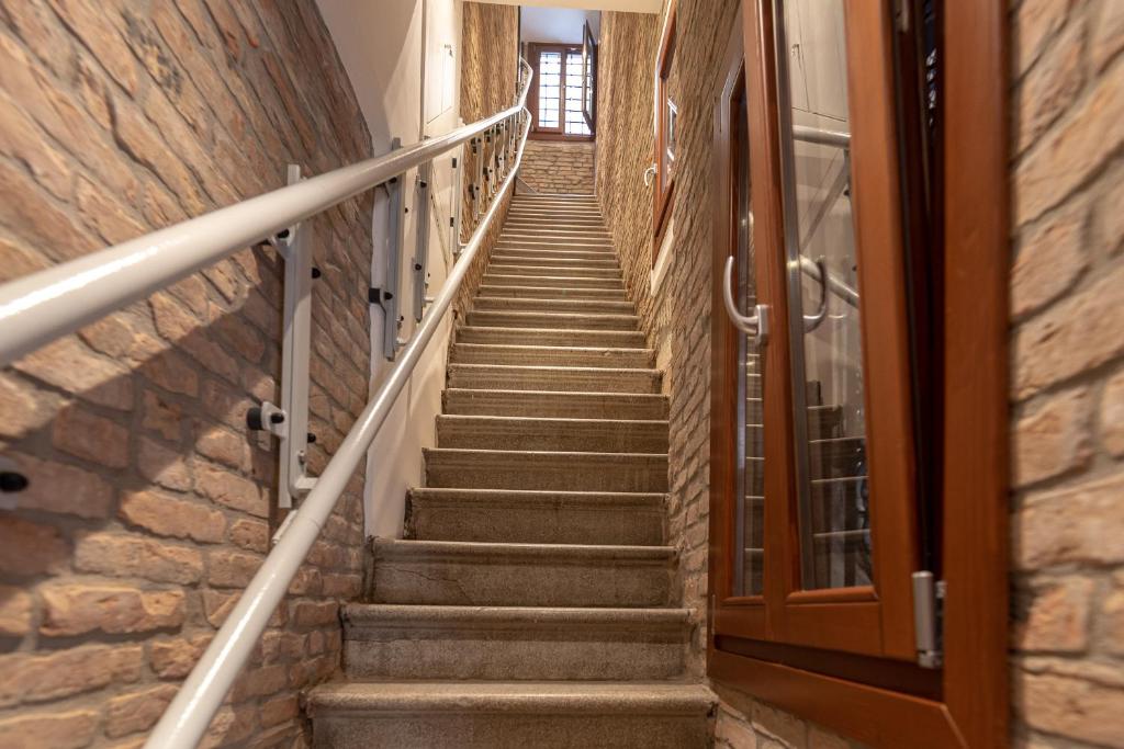 La Finestra sulle Beccarie - 5