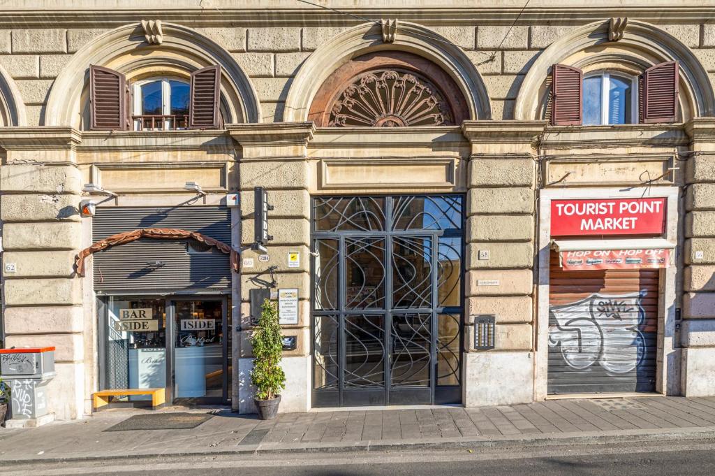 Majutusasutuse Luxury Stars In Rome - Andromeda apartment in Colosseum fassaad või sissepääs