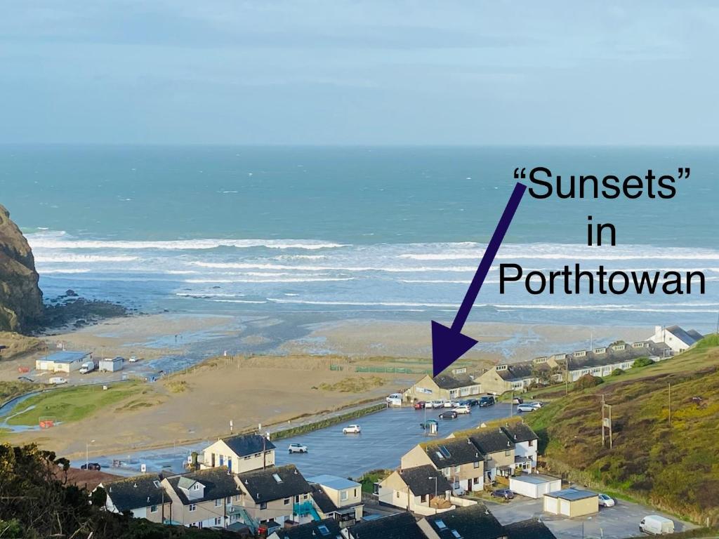 Sunsets In Porthtowan Cornwall Coastal Holidays Porthtowan Updated 2021 Prices