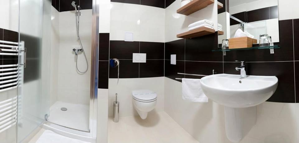 A bathroom at Penzion Lipa