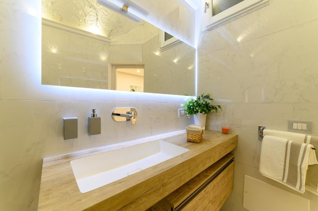 Luxury Apartment Salerno Center - 18