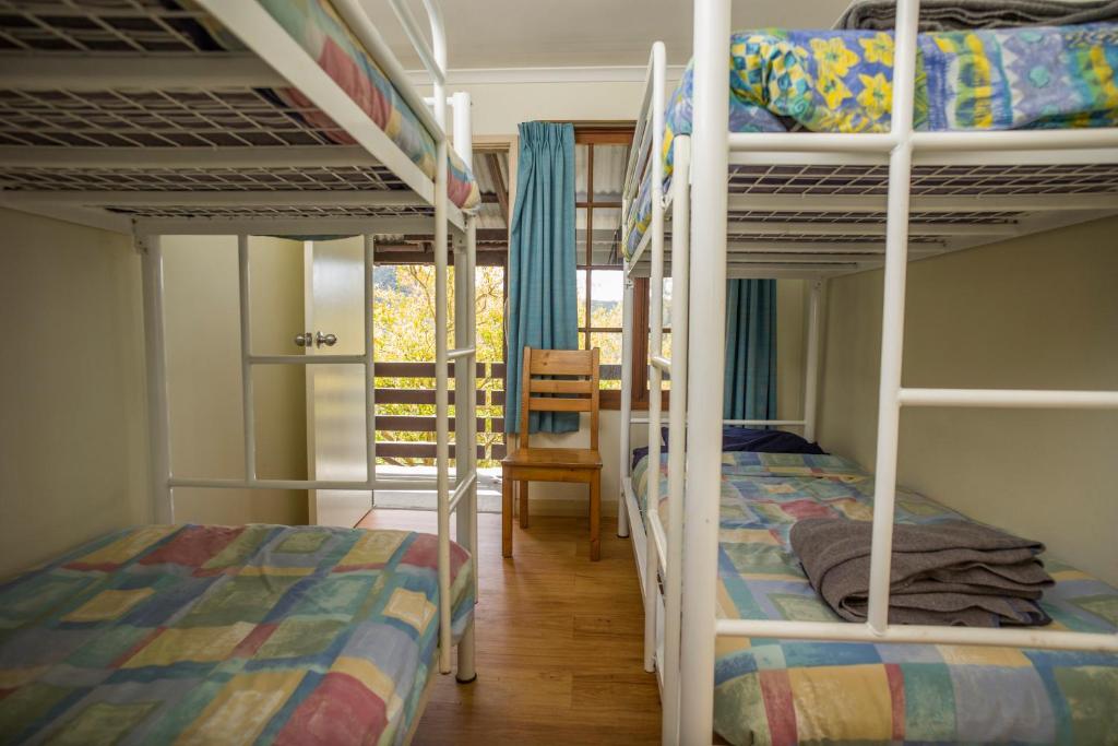 Postel nebo postele na pokoji v ubytování YHA Pittwater Eco, Sydney