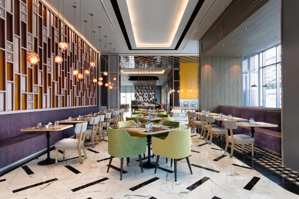 ibis Bangkok Sukhumvit 24 photo