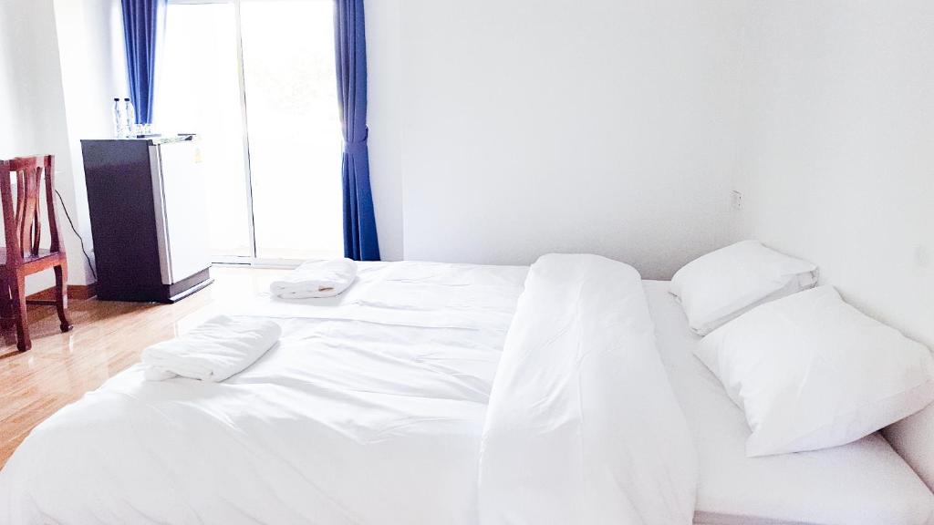 Blue House - Deluxe Double Room With Balcony