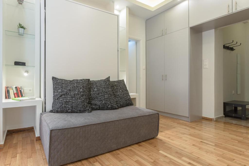 Posedenie v ubytovaní Cozy Flat with Terrace & Patio, next to Lycabettus