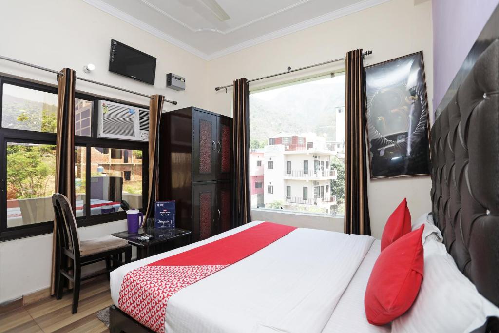 ภาพในคลังภาพของ Hotel Vishla Palace by Uttarakhand Hotel Hospitality ในNarendranagar