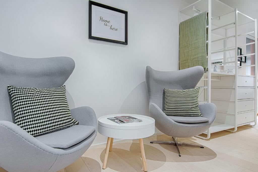 Istumisnurk majutusasutuses Business Hotel Maier