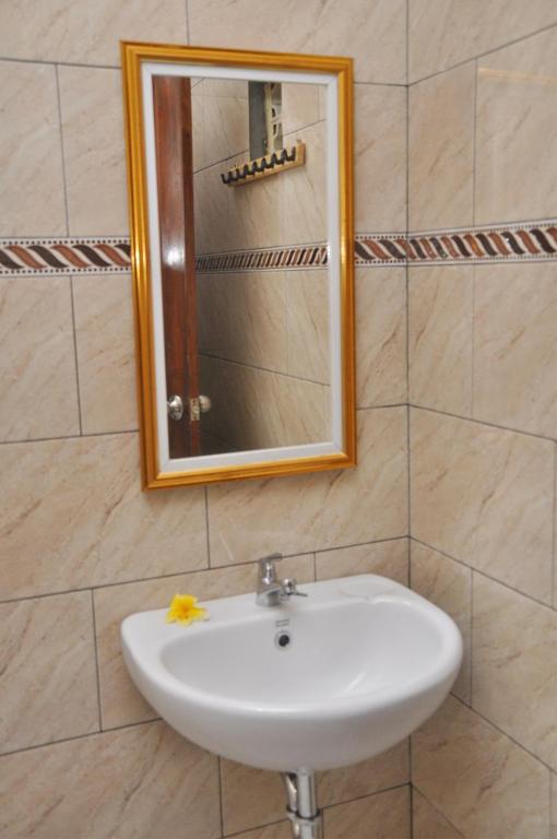 Dunung Sari Homestay - 16