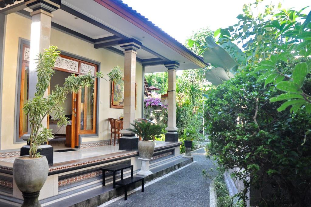 Zahrada ubytování Dunung Sari Homestay