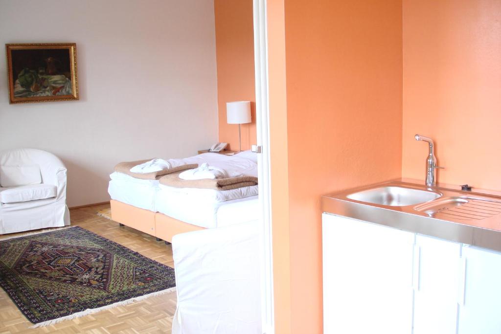 Postel nebo postele na pokoji v ubytování Hotel Landsitz Pichlschloss