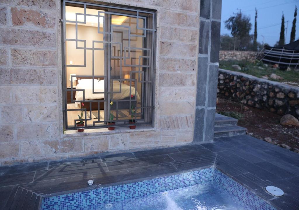 Dar Gerasa chalets The THREE Palm - Chalet De Una Habitación