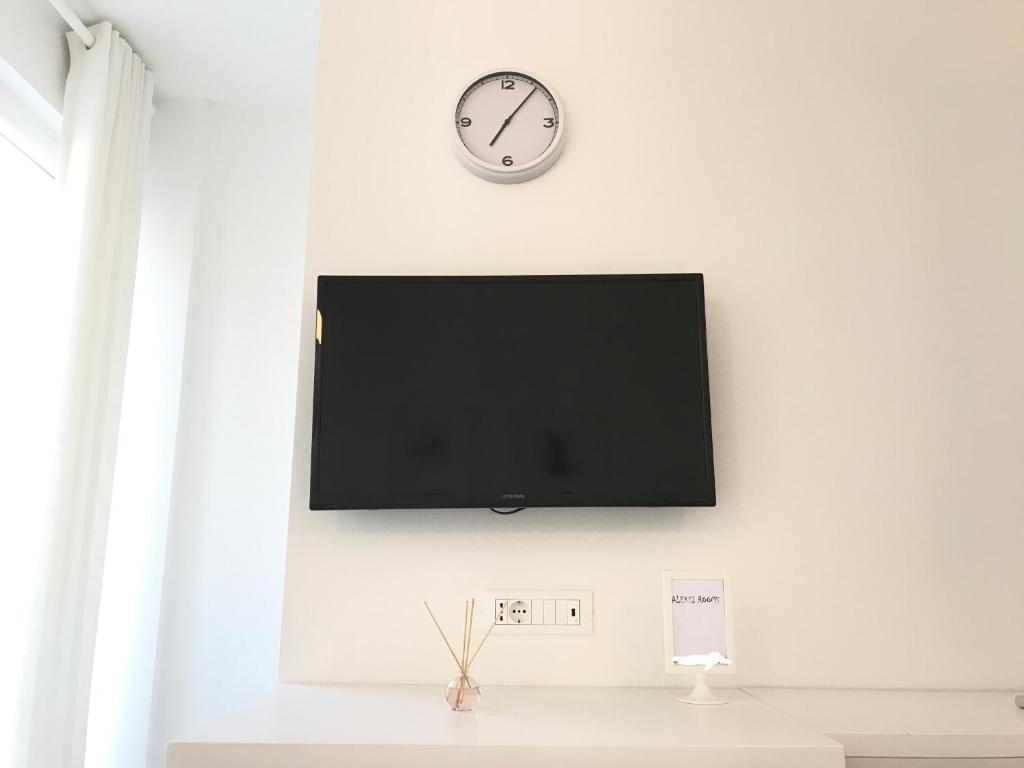 TV a/nebo společenská místnost v ubytování Aleksi rooms