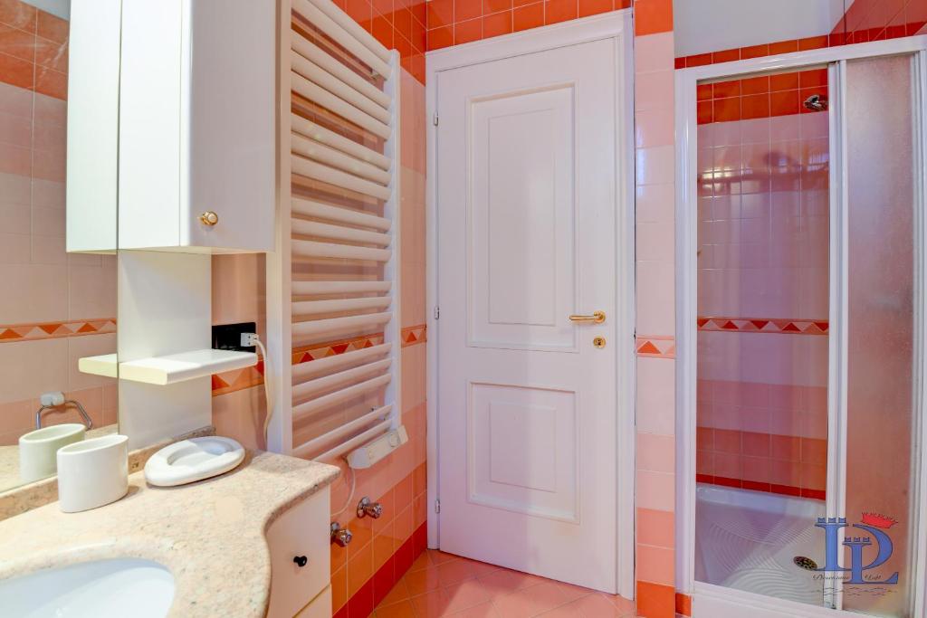 Zdjęcie z galerii obiektu DesenzanoLoft Porto Vecchio w mieście Desenzano del Garda